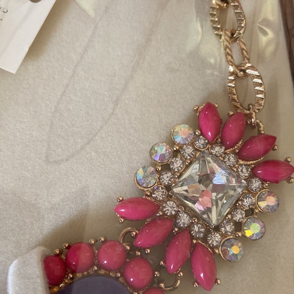 🆕 Beautiful statement piece necklace - Picture 3 of 4